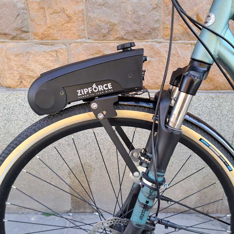 Zipforce Slim mounted on a cushioned front fork.